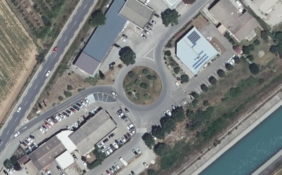 Vue aérienne du Rond-point anonyme n°87101474