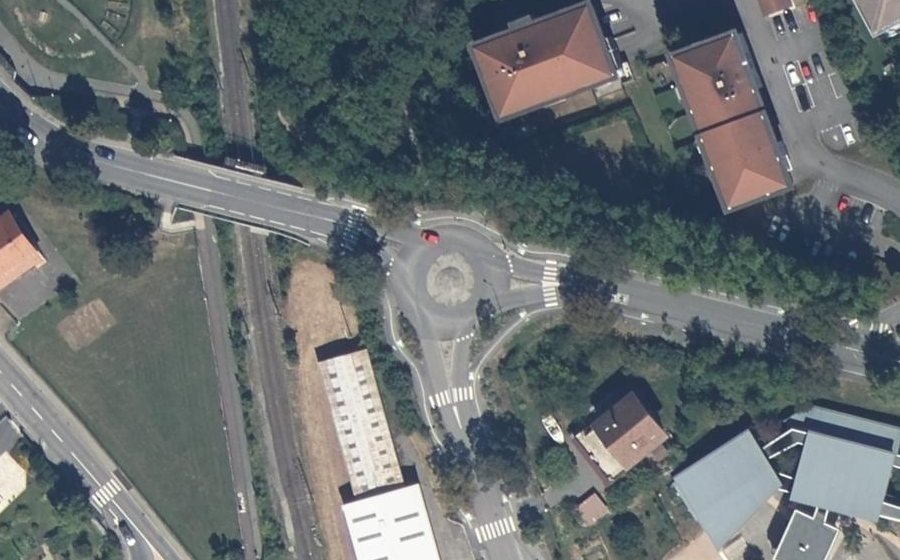 Vue aérienne du Rond-point anonyme n°8722426