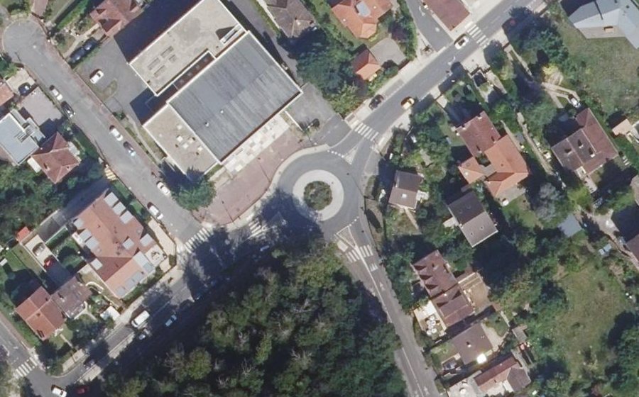 Vue aérienne du Rond-Point Commandant Jacques Robin