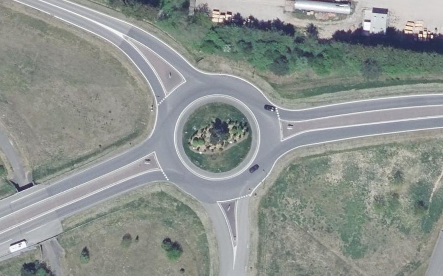 Vue aérienne du Rond-point anonyme n°8747074
