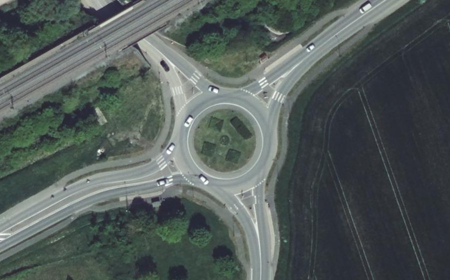 Vue aérienne du Rond-point anonyme n°874749747