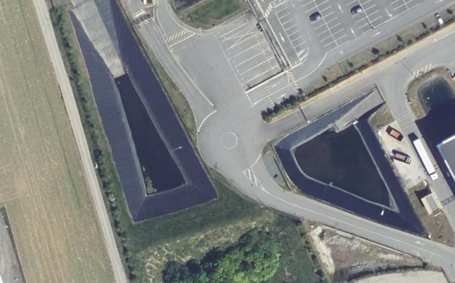 Vue aérienne du Rond-point anonyme n°884026495