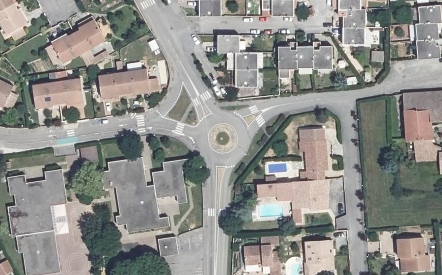 Vue aérienne du Rue des Écoles