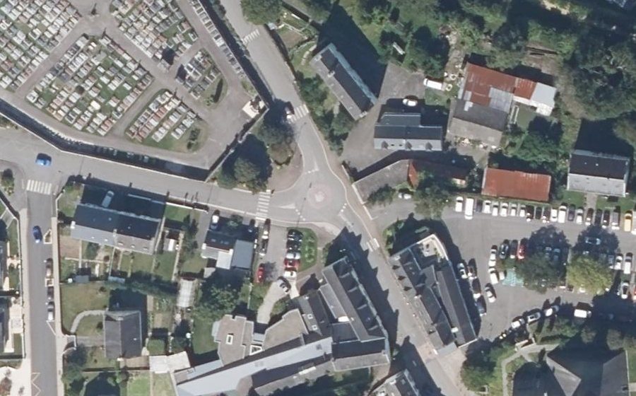 Vue aérienne du Rond-point anonyme n°890931029