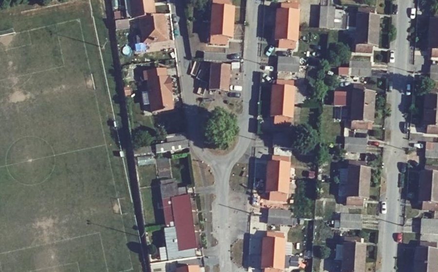 Vue aérienne du Rond-point anonyme n°891023171