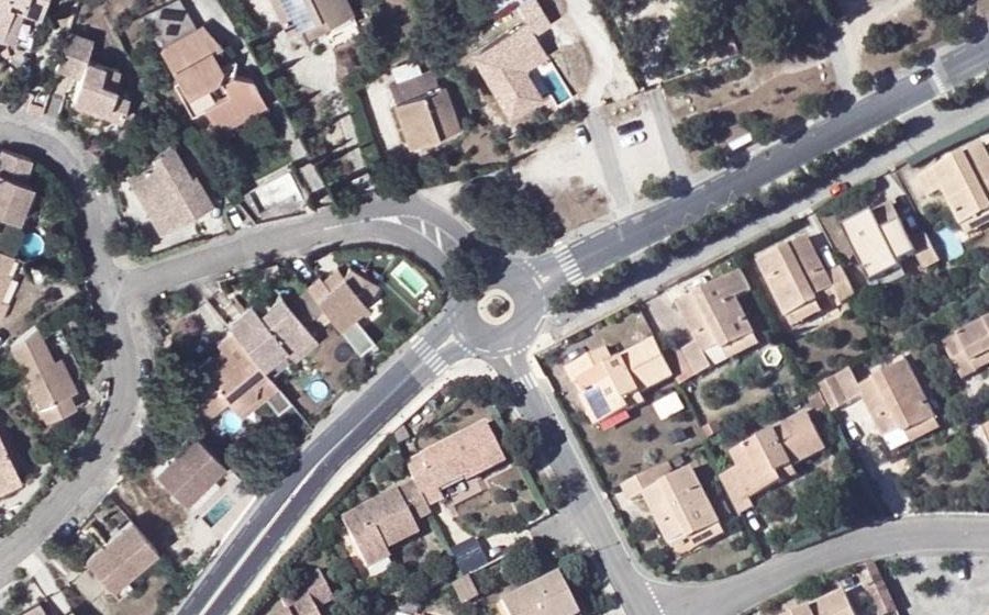 Vue aérienne du Rond-point anonyme n°89206946