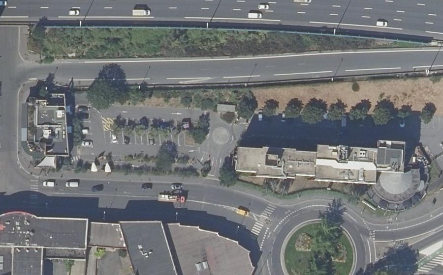 Vue aérienne du Rond-point anonyme n°89214029
