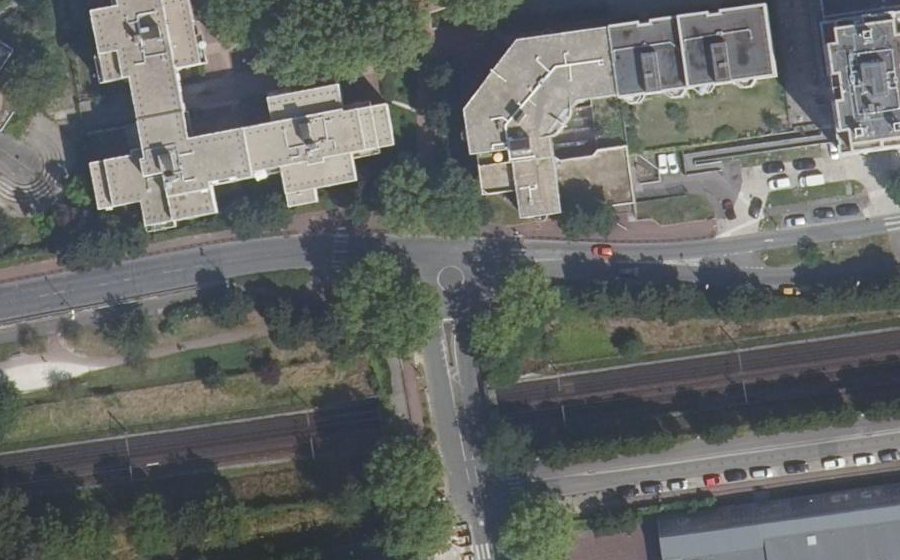 Vue aérienne du Rond-point anonyme n°89430945