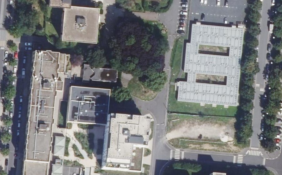 Vue aérienne du Rond-point anonyme n°89664358