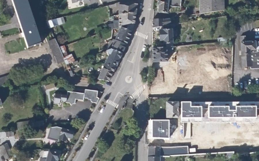Vue aérienne du Rond-point anonyme n°902707476