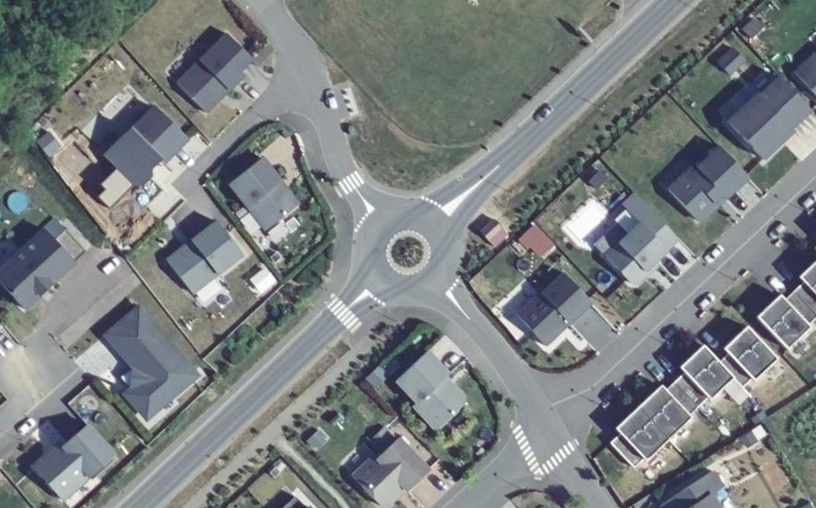 Vue aérienne du Rond-point anonyme n°903194221