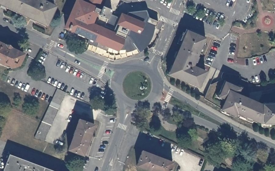 Vue aérienne du Rond-Point du Chat Botté