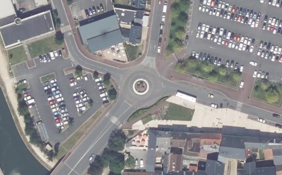 Vue aérienne du Rond-Point Renée de France