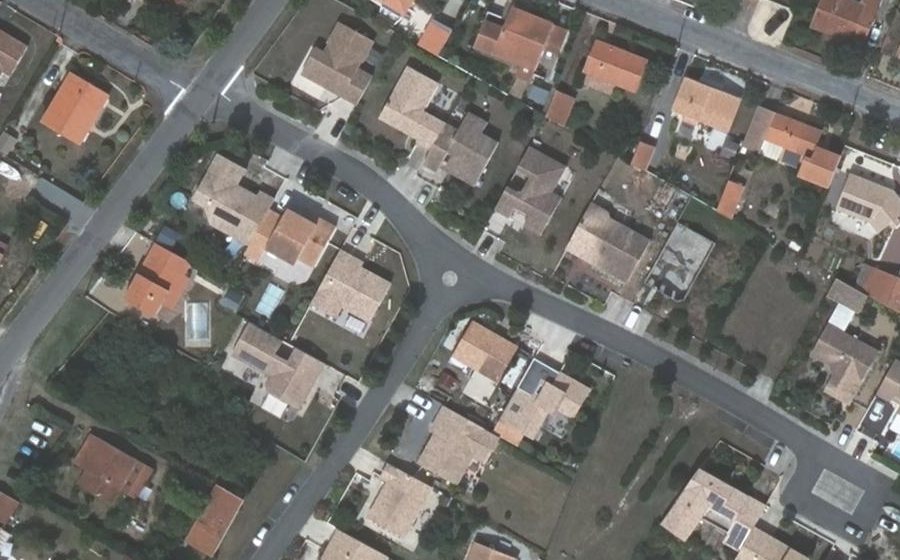 Vue aérienne du Rond-point anonyme n°905905960