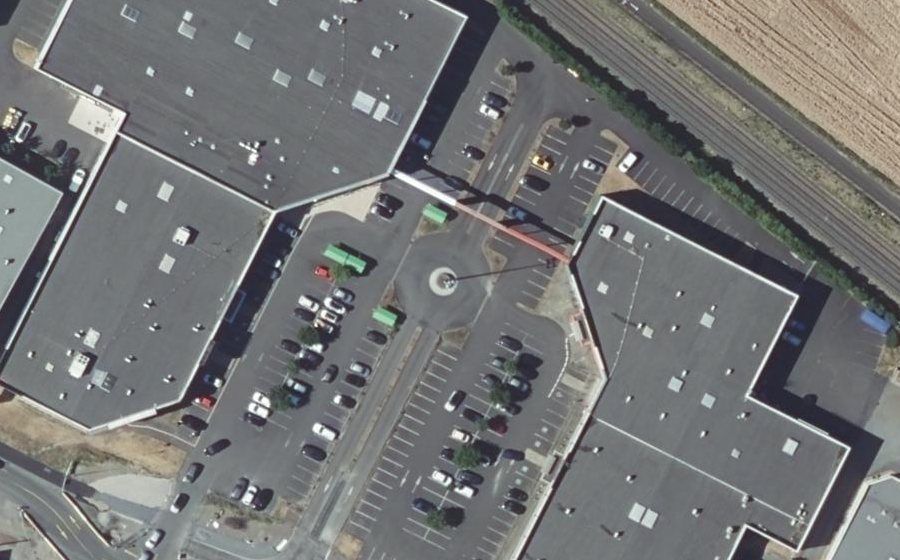 Vue aérienne du Rond-point anonyme n°90901817