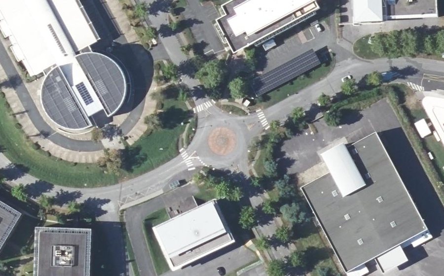 Vue aérienne du Rond-point anonyme n°910077971