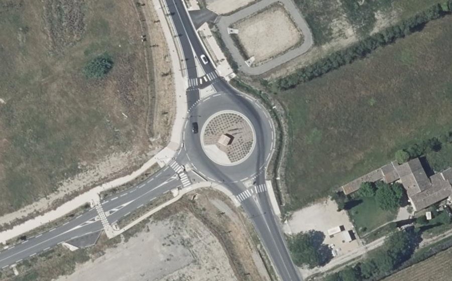 Vue aérienne du Rond-point anonyme n°910429060