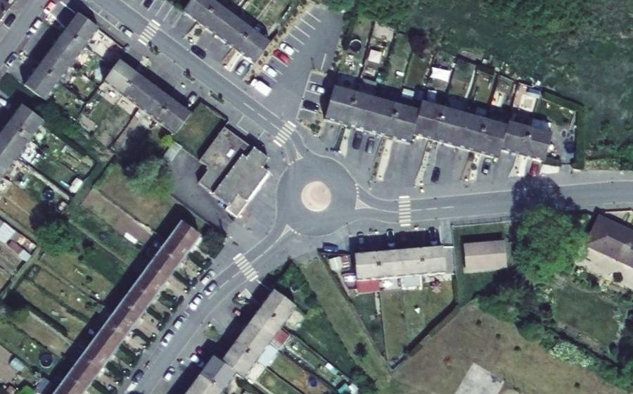 Vue aérienne du Rond-point anonyme n°913601388