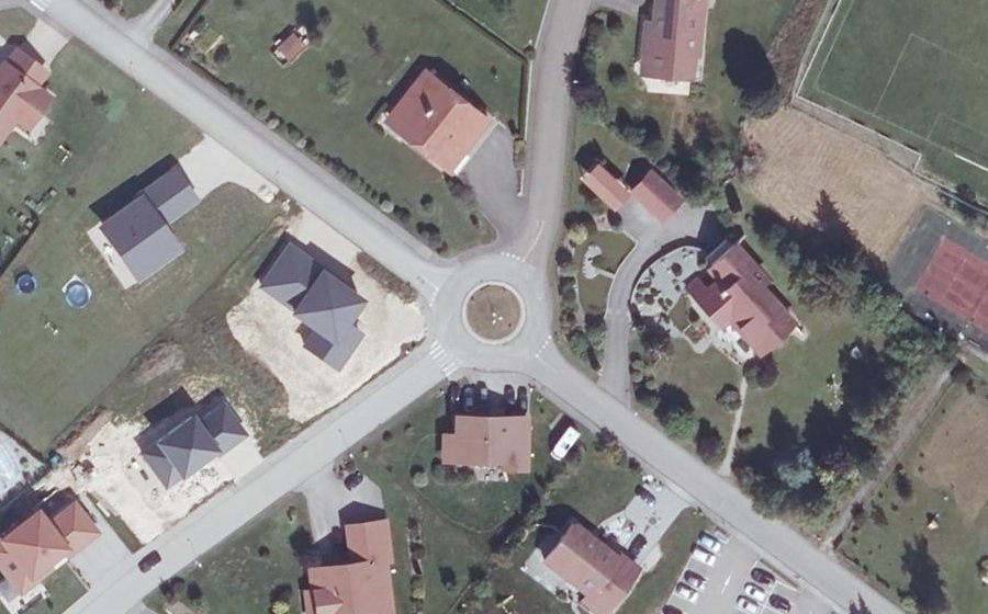 Vue aérienne du Rond-point anonyme n°91415203