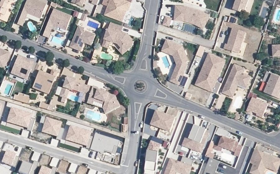 Vue aérienne du Rond-point anonyme n°91897117