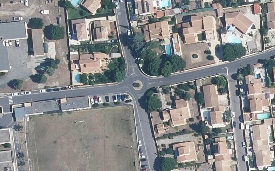 Vue aérienne du Rond-point anonyme n°91897183