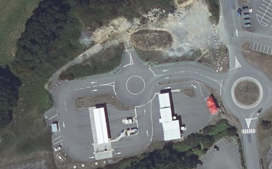 Vue aérienne du Rond-point anonyme n°919829378
