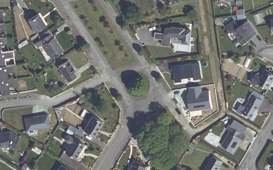 Vue aérienne du Rond-point anonyme n°91989196