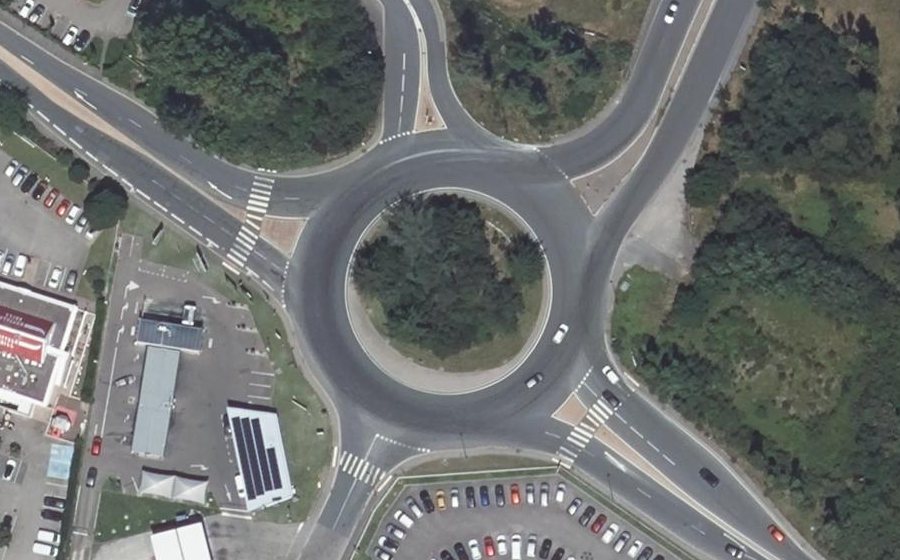 Vue aérienne du Rond-point anonyme n°9201731