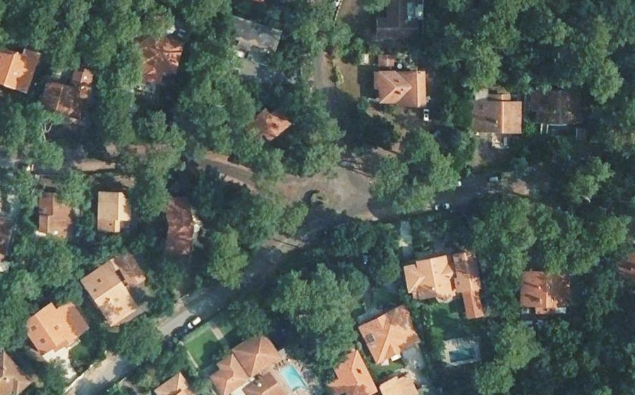 Vue aérienne du Rond-point anonyme n°921418642