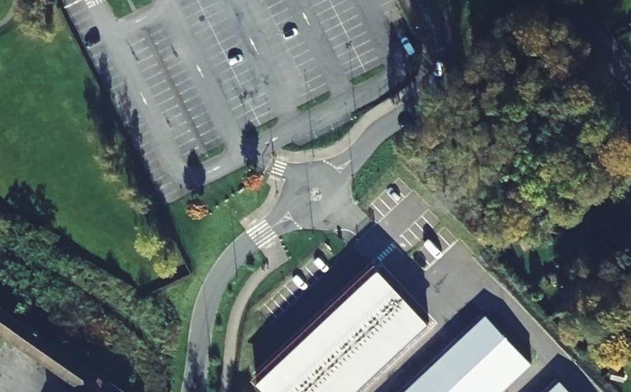 Vue aérienne du Rond-point anonyme n°922710076