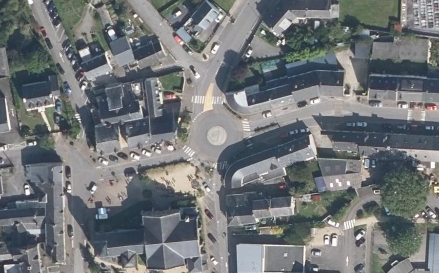 Vue aérienne du Rond-point anonyme n°9260938