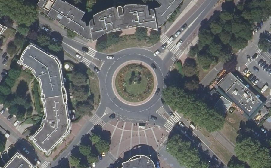 Vue aérienne du Rond-Point du 14 Juillet 1789