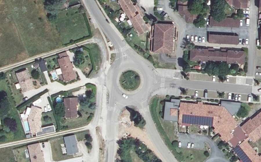 Vue aérienne du Rond-point anonyme n°93053057