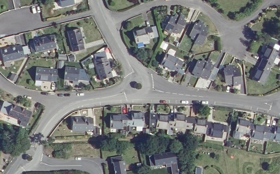Vue aérienne du Rond-point anonyme n°93323980