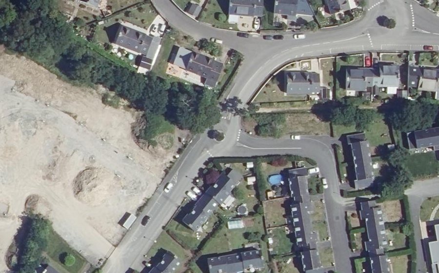 Vue aérienne du Rond-point anonyme n°93323997