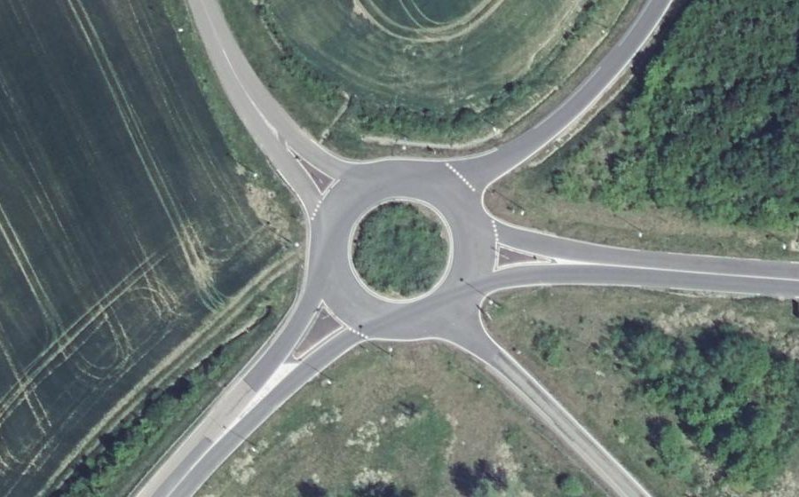 Vue aérienne du Rond-point anonyme n°9358870