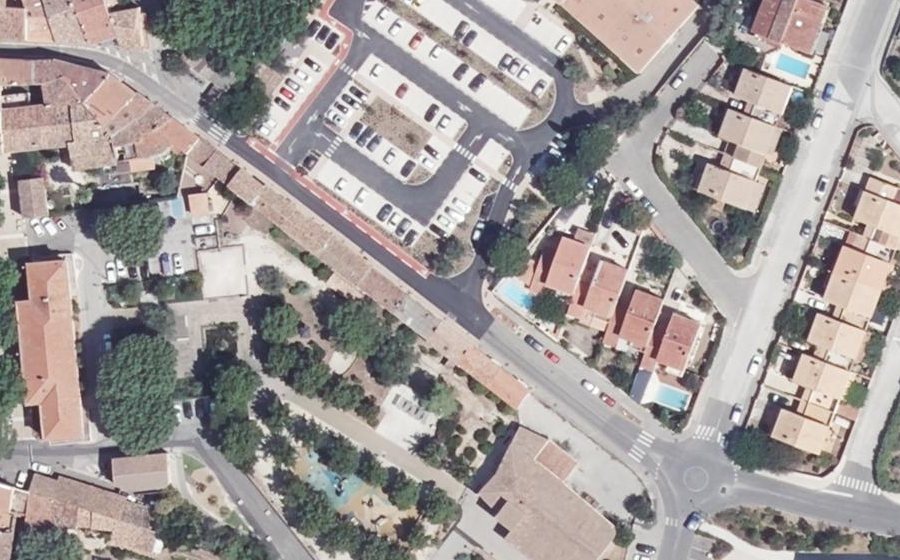 Vue aérienne du Rond-point anonyme n°944027876