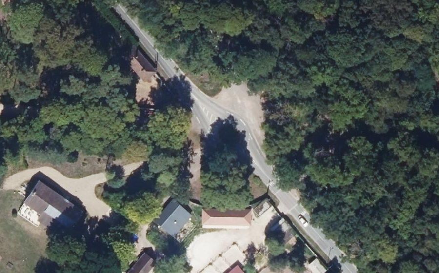 Vue aérienne du Rond-point anonyme n°94742299