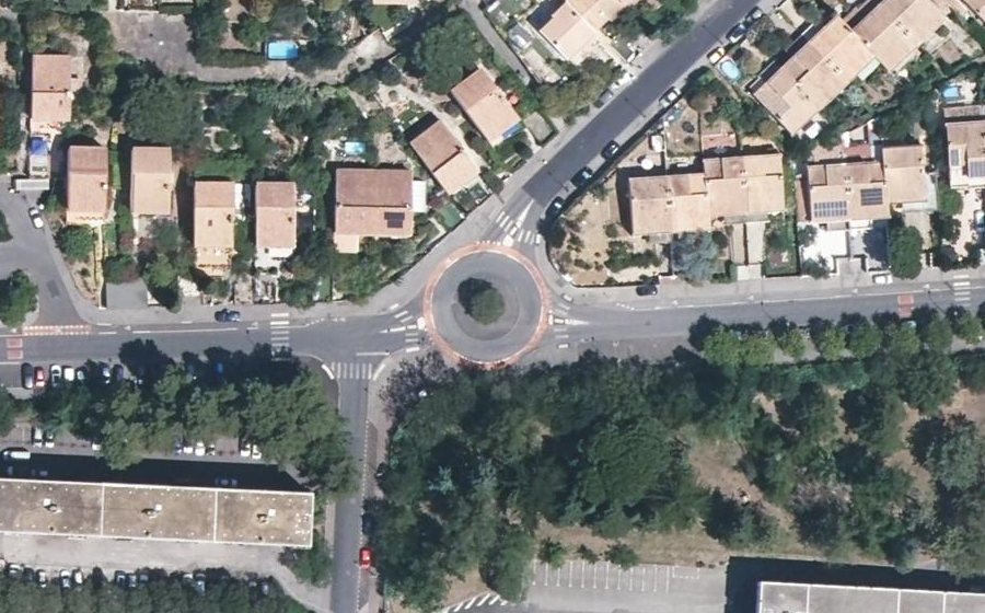 Vue aérienne du Rond-point anonyme n°9501969