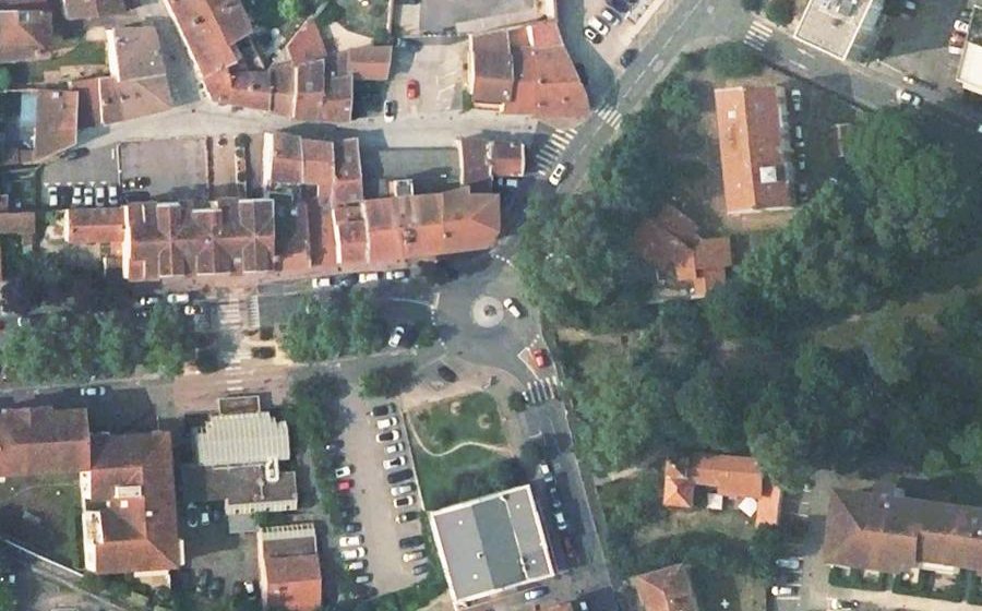 Vue aérienne du Place des Combattants d'AFN