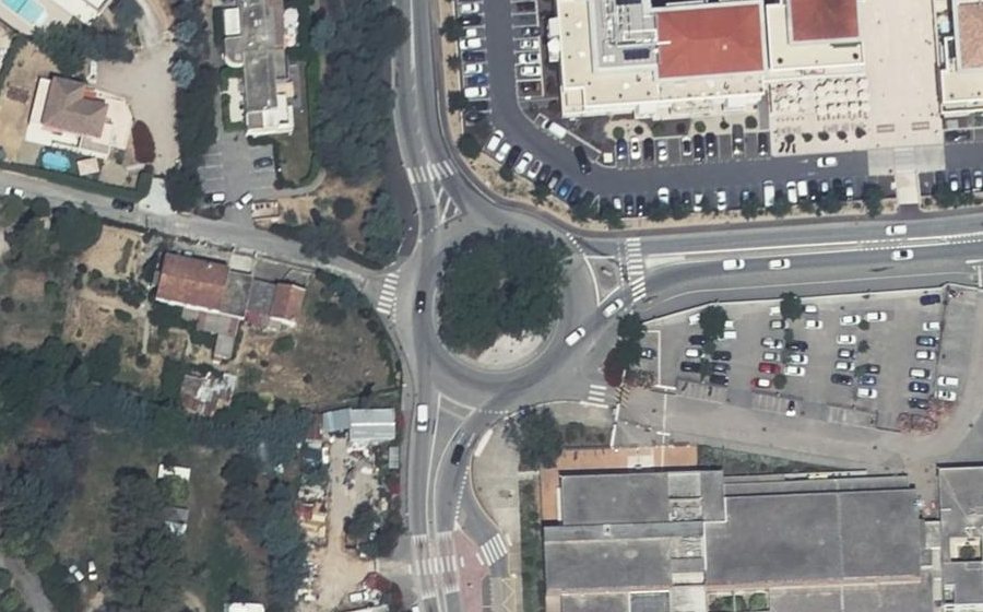 Vue aérienne du Rond-point anonyme n°951242084