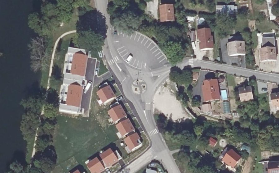 Vue aérienne du Place des Jardins du Roide