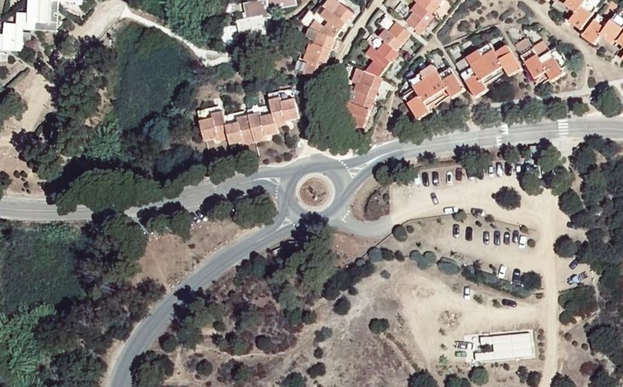Vue aérienne du Rond-point anonyme n°952573064
