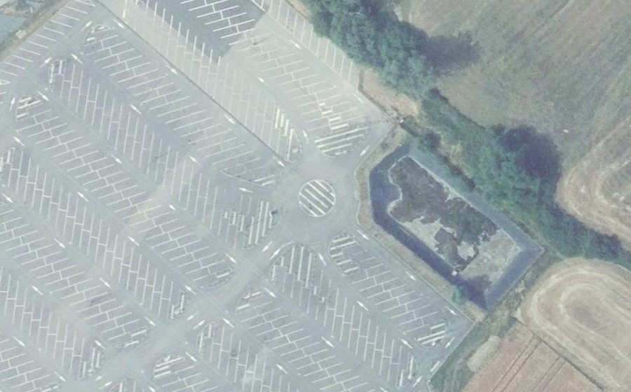 Vue aérienne du Rond-point anonyme n°952795104