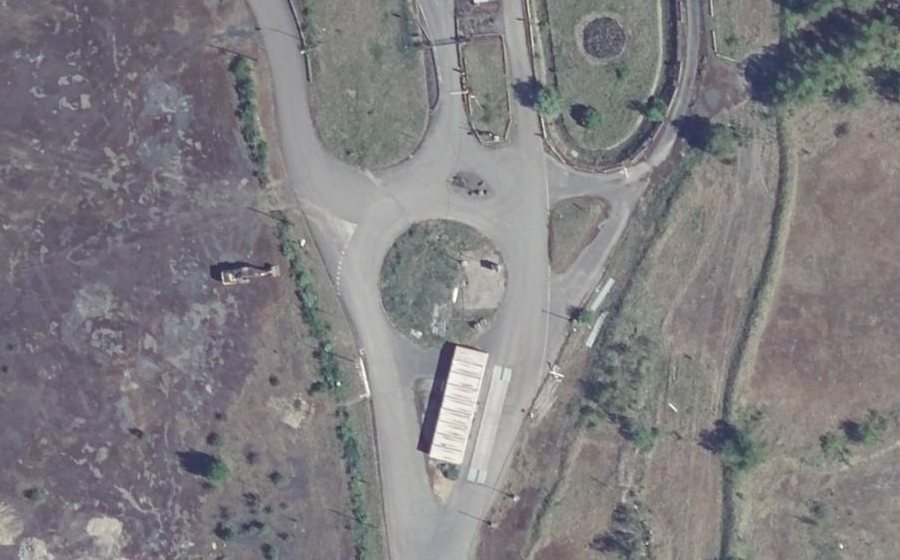 Vue aérienne du Rond-point anonyme n°953607141