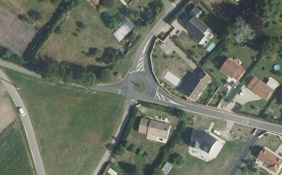 Vue aérienne du Rond-point anonyme n°953809113