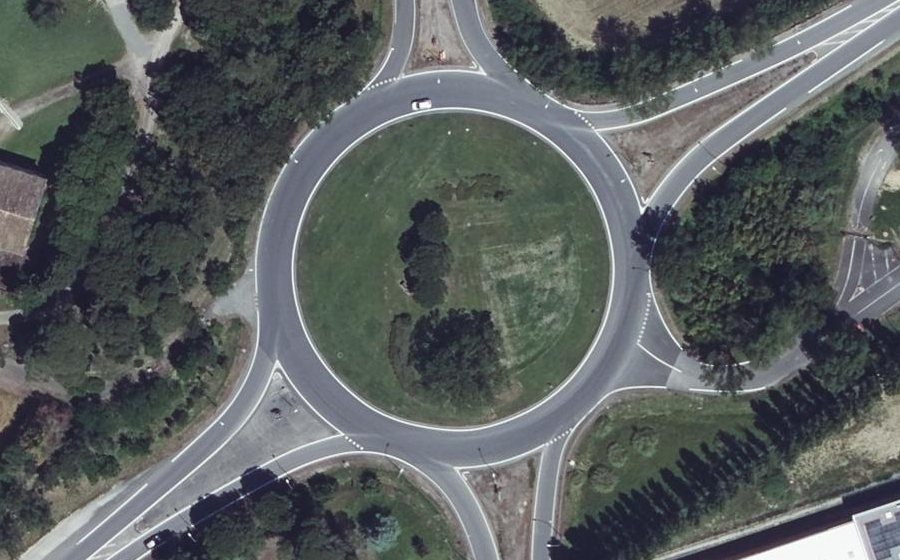 Vue aérienne du Rond-Point du 4e Régiment Étranger