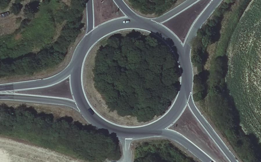 Vue aérienne du Rond-point anonyme n°9554970