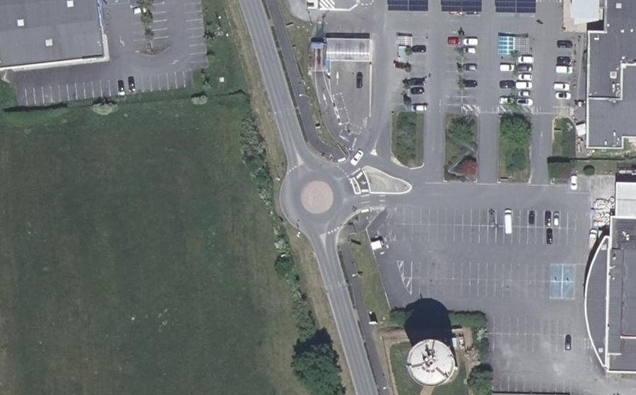 Vue aérienne du Rond-point anonyme n°959107024