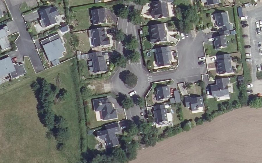 Vue aérienne du Rond-point anonyme n°96007110